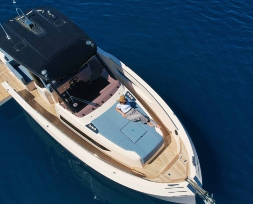 Cayman Yacht 380 WA 