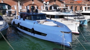 MANDAYACHT - S07 Berlinetta
