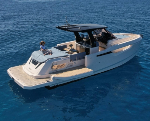 Cayman Yacht 380 WA 